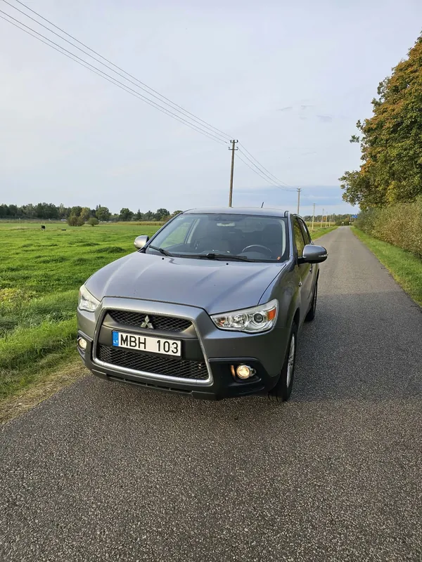Mitsubishi ASX, 2011