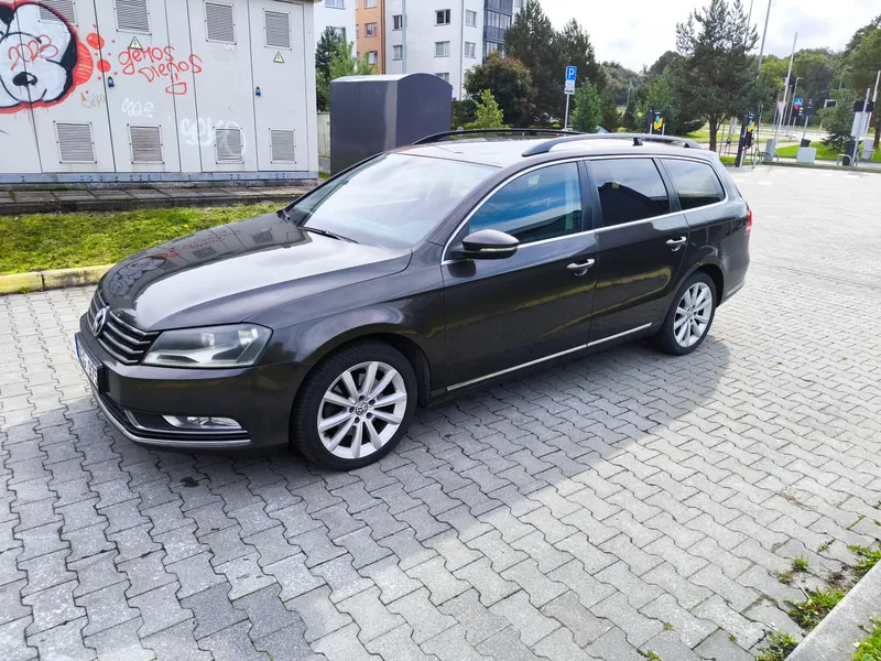 Volkswagen Passat Variant, 2012