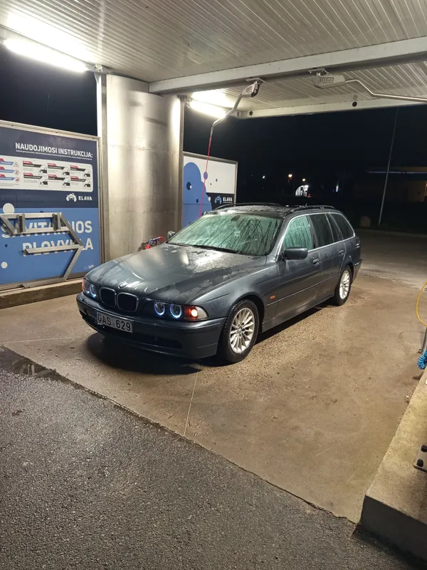 BMW 525i 525, 2002