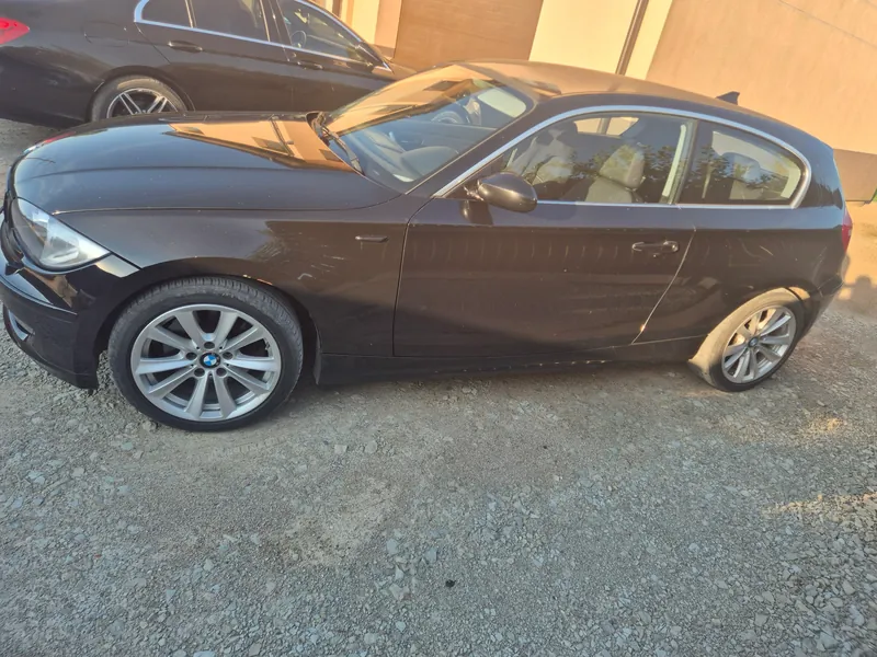 BMW 123d, 2007