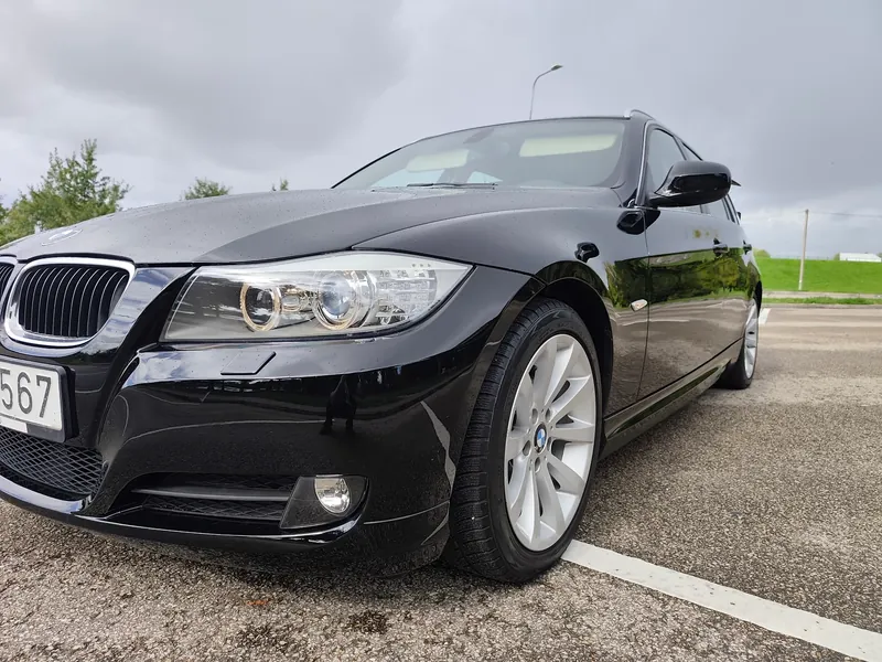 BMW 318d, 2011