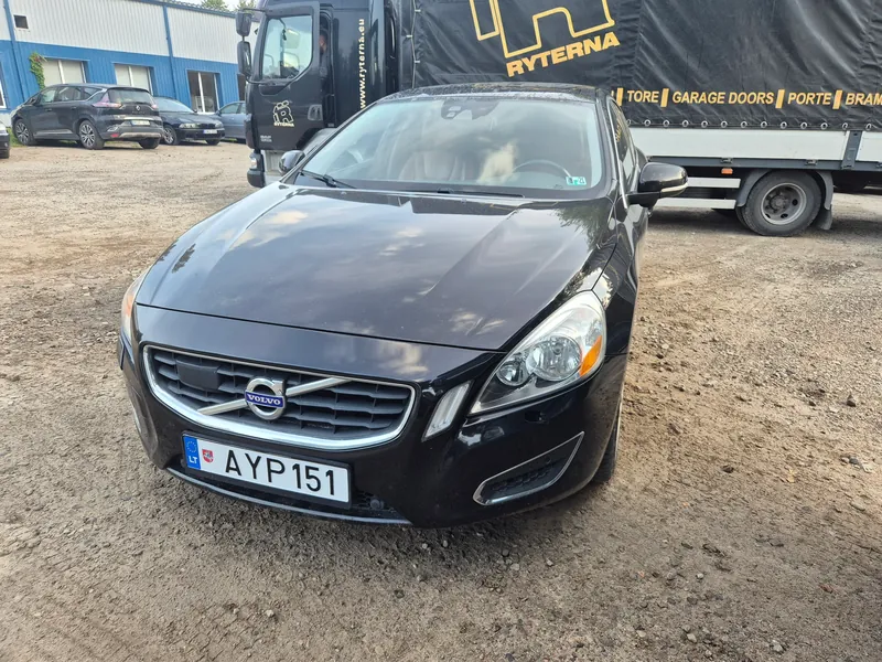 Volvo S60, 2012