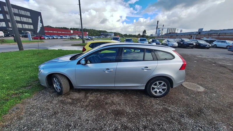 Volvo V60, 2013