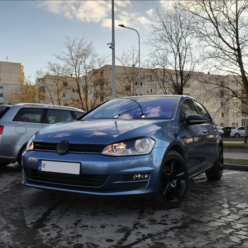 Volkswagen Golf Mk7, 2013