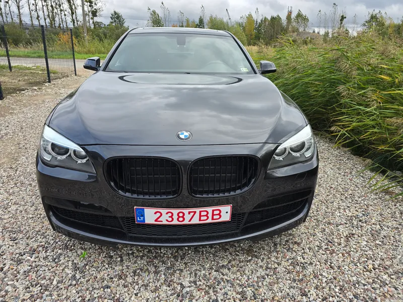 BMW 740Li, 2014