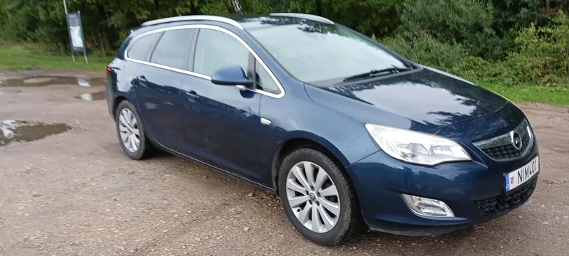 Opel Astra J, 2012