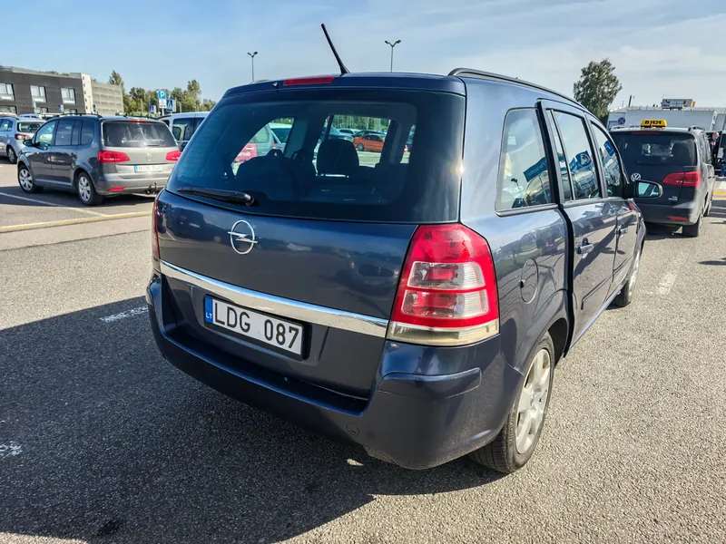 Opel Zafira B OPC, 2008