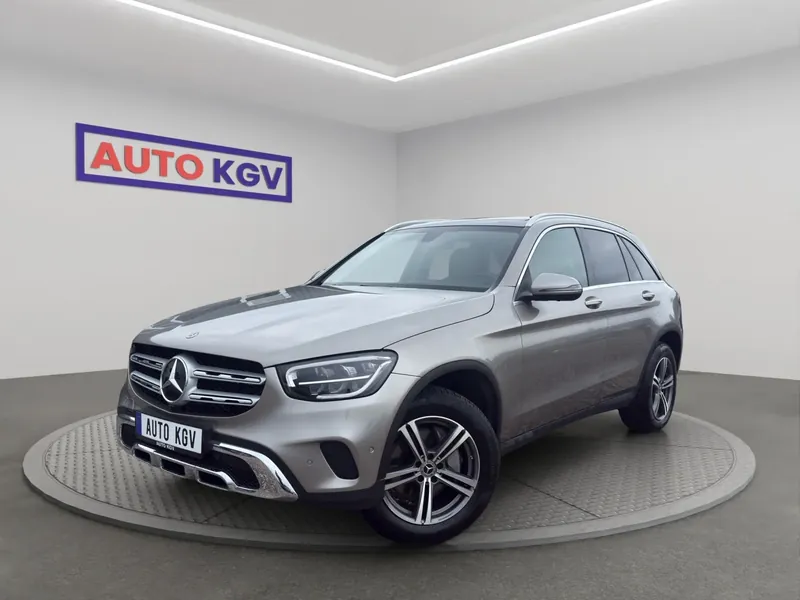 Mercedes-Benz GLC300, 2021