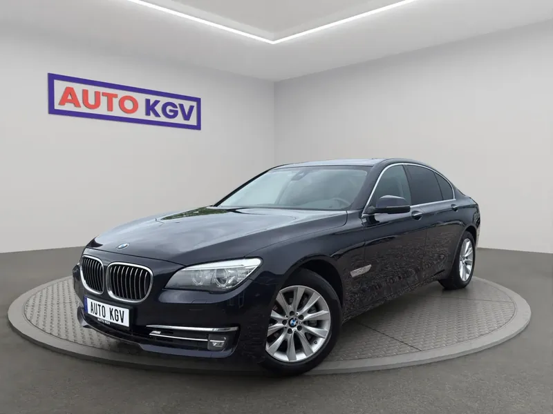 BMW 740, 2014
