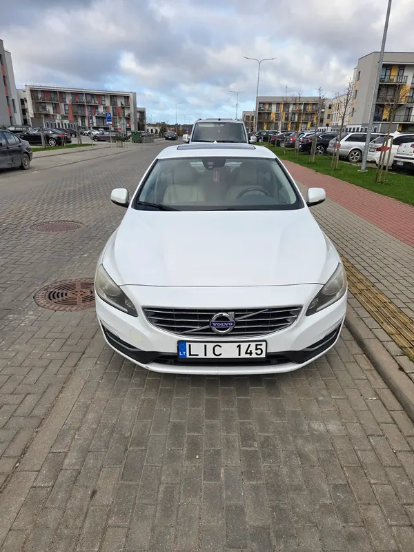 Volvo S60, 2014
