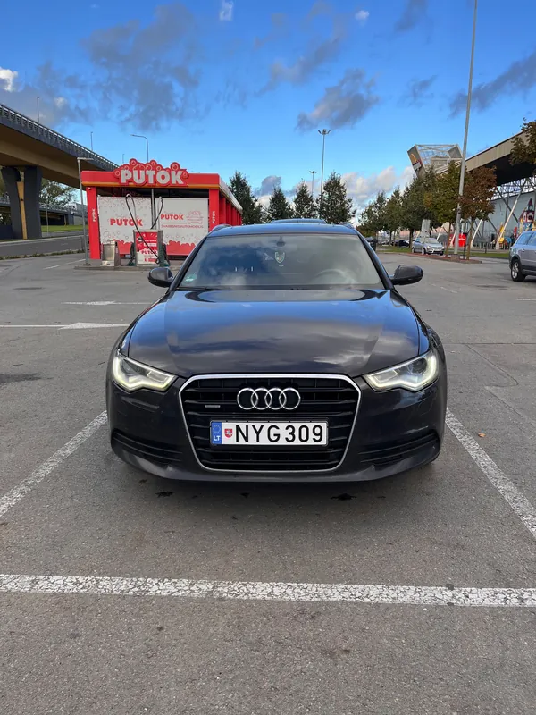 Audi A6 Avant, 2012
