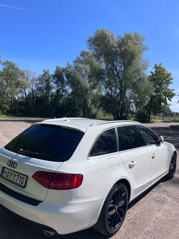 Audi A4 Avant, 2010
