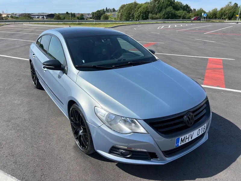 Volkswagen Passat CC, 2010