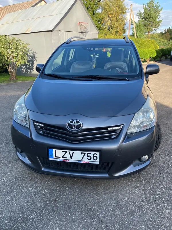 Toyota Verso, 2009