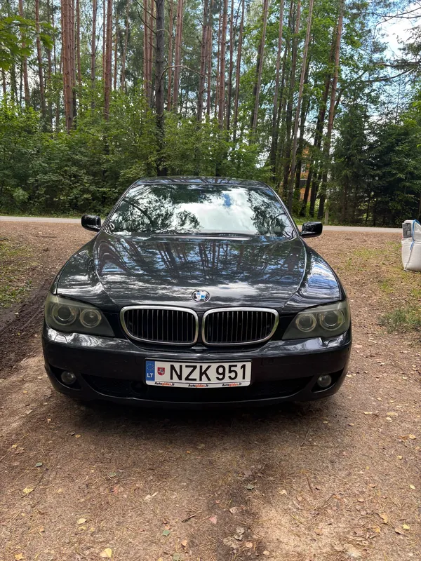 BMW 730, 2007