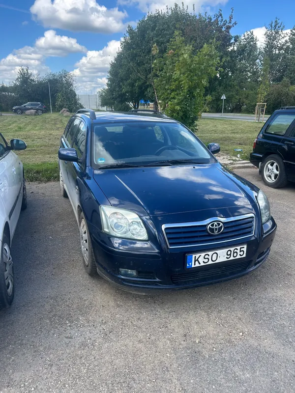 Toyota Avensis, 2004