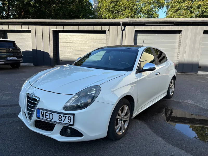 Alfa Romeo Giulietta, 2011