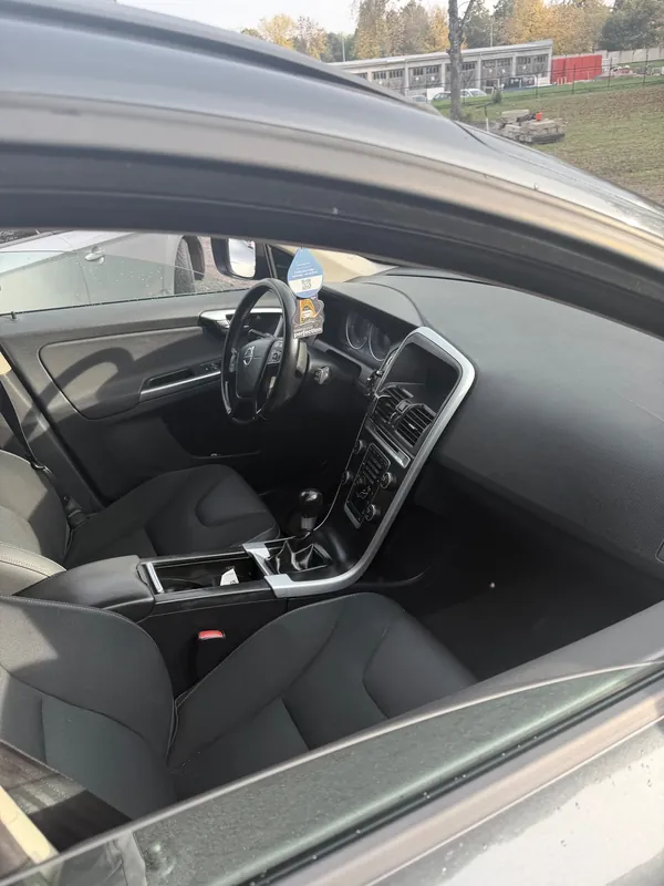 Volvo XC60, 2011