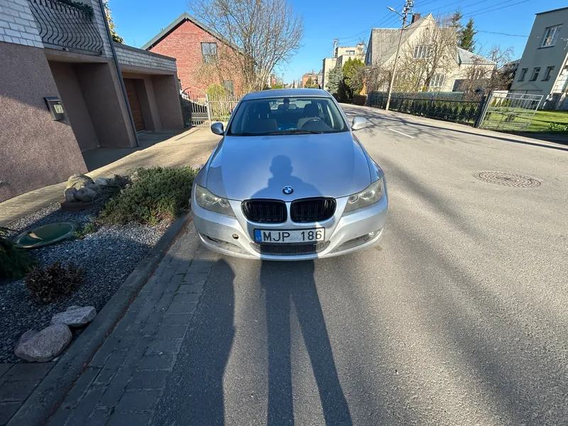BMW 320, 2010