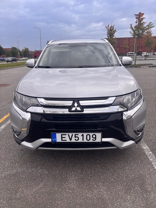 Mitsubishi Outlander, 2018