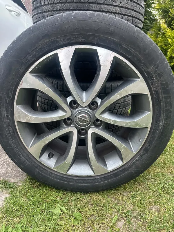 Padangos 215/55 R17