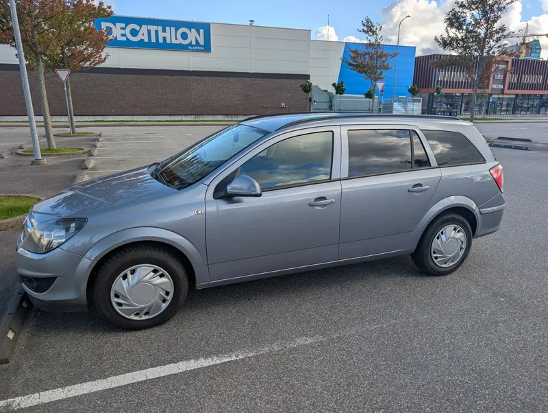 Opel Astra H OPC, 2011