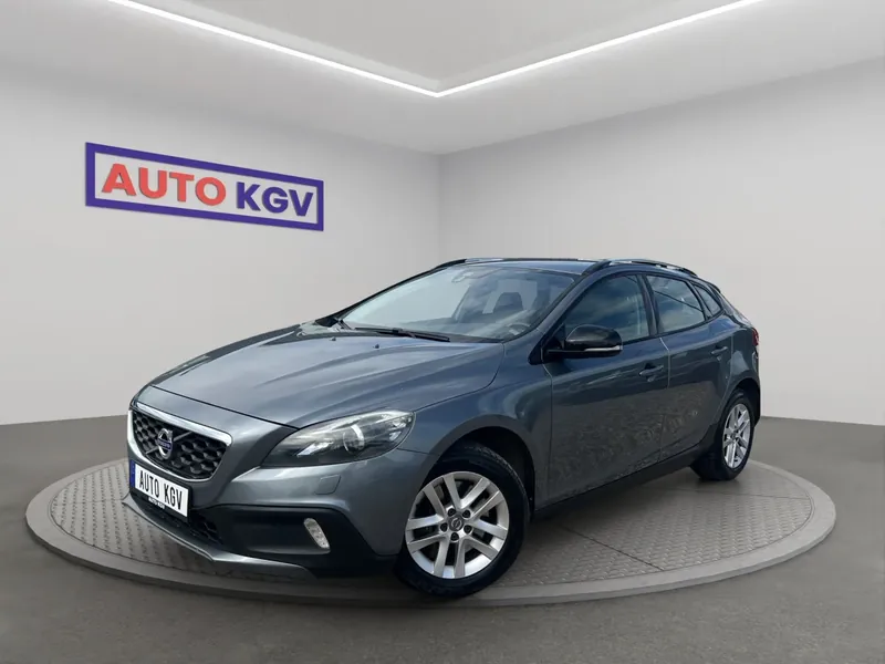 Volvo V40 Cross Country, 2016