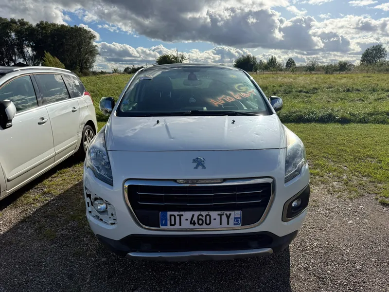 Peugeot 3008, 2015