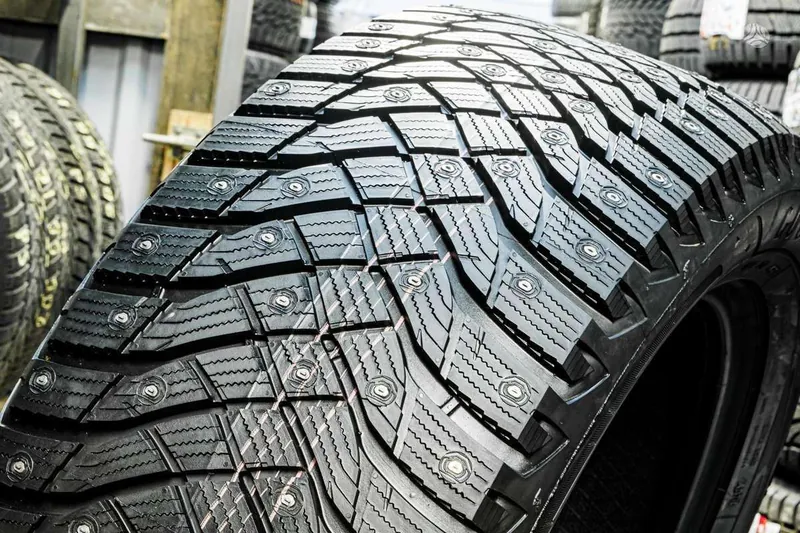 ULTRAGRIP ICE ARCTIC 2 104T XL 225/60 R18