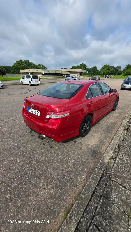 Toyota Camry, 2011